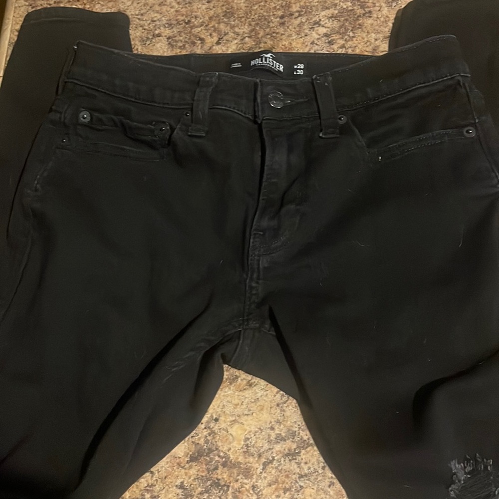 Hollister Black Super Skinny 28x30
